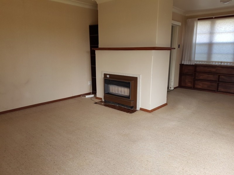 67 Stradbroke Street, Deakin ACT 2600