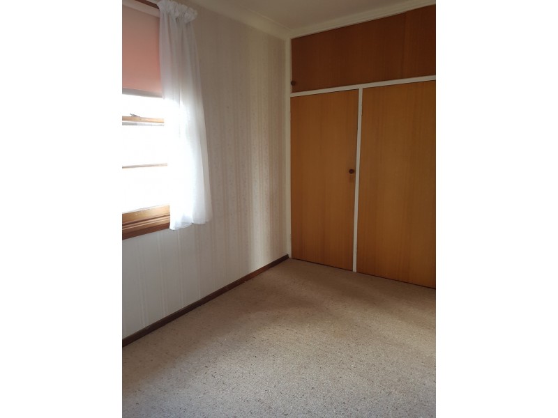 67 Stradbroke Street, Deakin ACT 2600