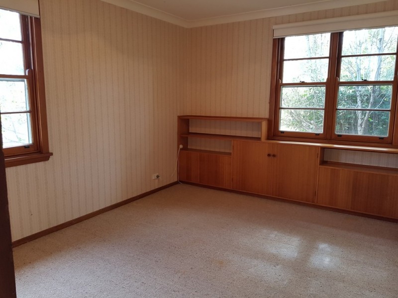 67 Stradbroke Street, Deakin ACT 2600