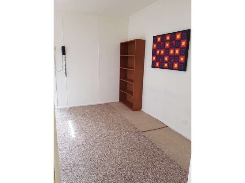 67 Stradbroke Street, Deakin ACT 2600