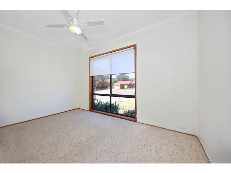 5 Dane Close, Calwell ACT 2905