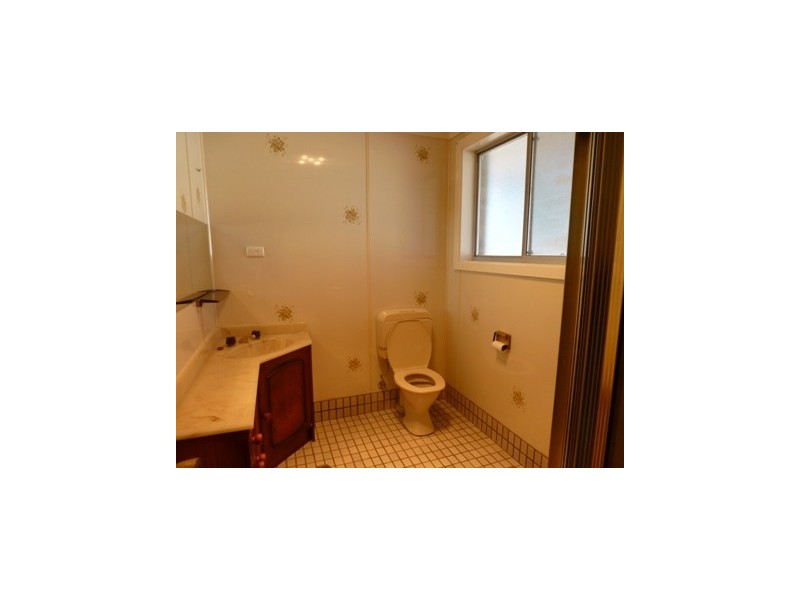 6 Gruner Street, Weston ACT 2611
