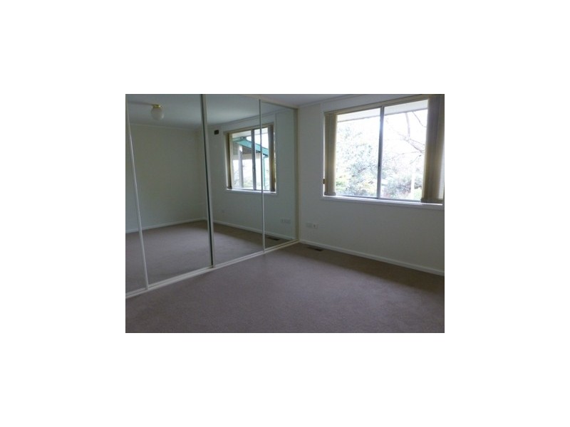 6 Gruner Street, Weston ACT 2611