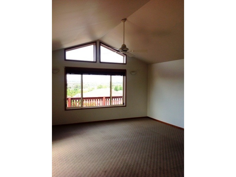 78 Gurrang Avenue, Ngunnawal ACT 2913