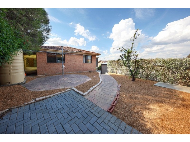 23 Casey Crescent, Calwell ACT 2905