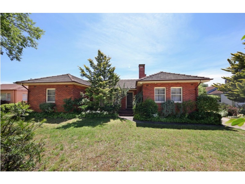 17 Lindsay Street, Narrabundah ACT 2604