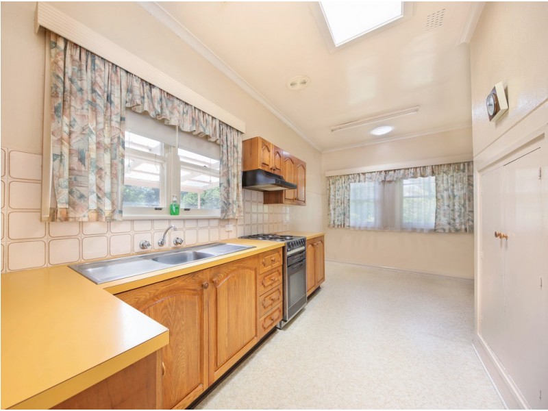 17 Lindsay Street, Narrabundah ACT 2604