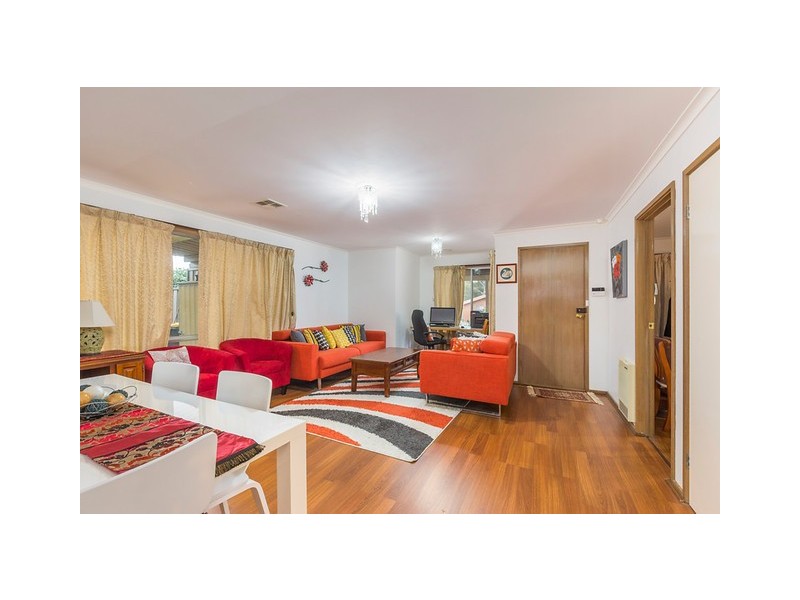 2 Downward Place, Kambah ACT 2902