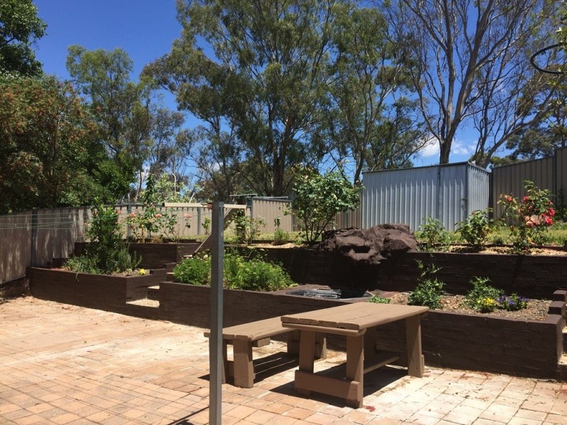 2 Downward Place, Kambah ACT 2902