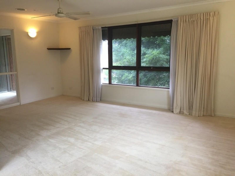 27 Deloraine Street, Lyons ACT 2606