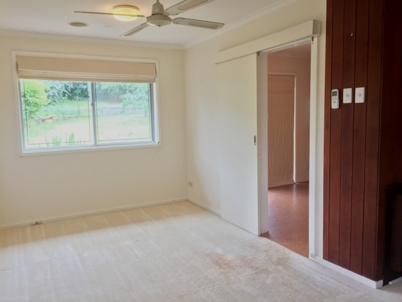 27 Deloraine Street, Lyons ACT 2606