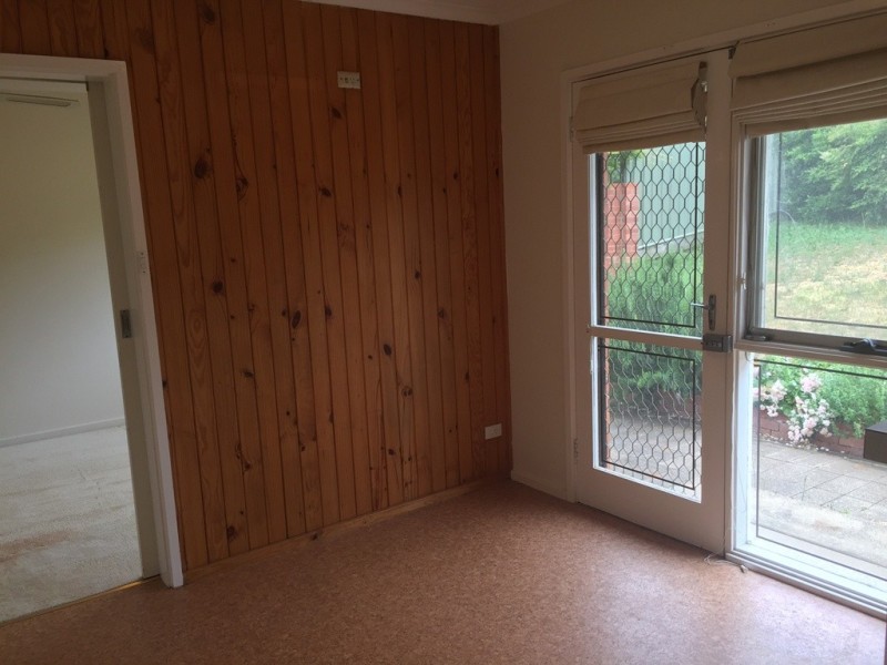 27 Deloraine Street, Lyons ACT 2606