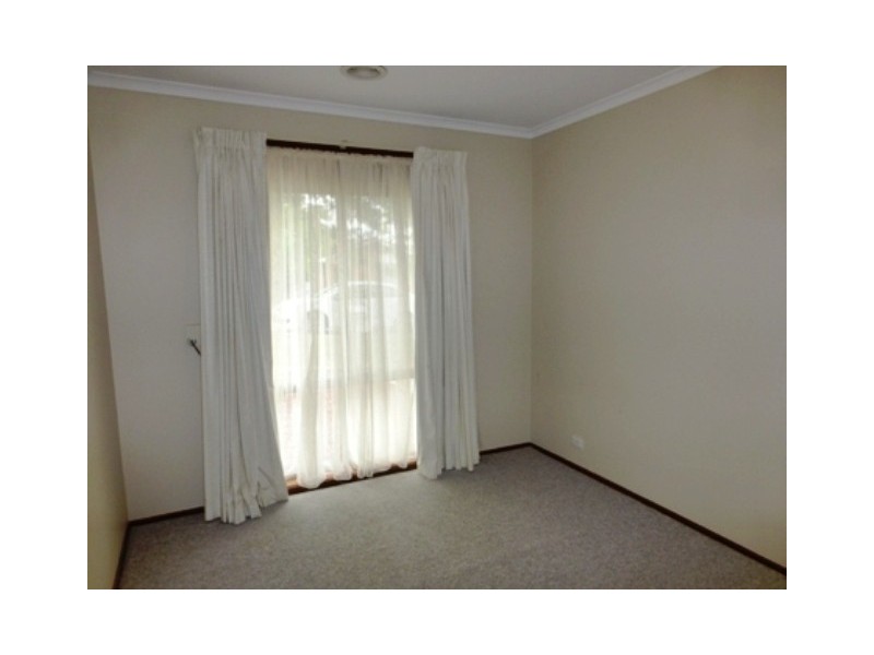 4/6 Popplewell Place, Gordon ACT 2906