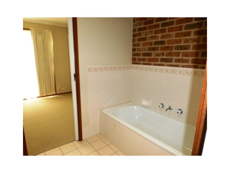 4/6 Popplewell Place, Gordon ACT 2906