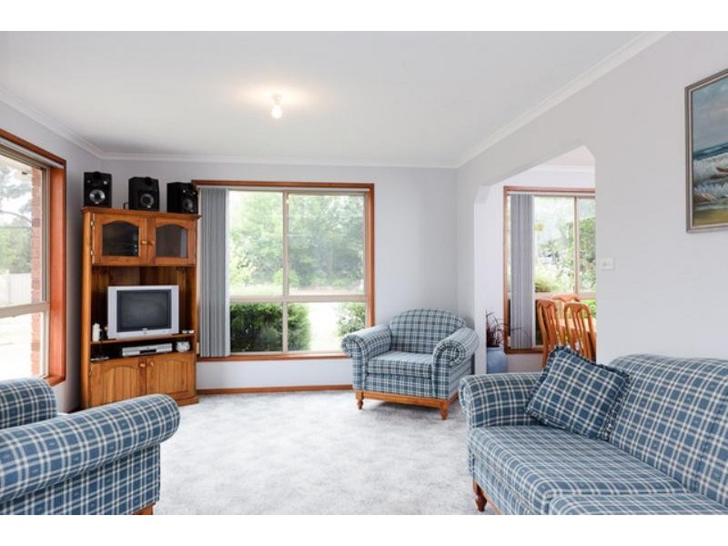 15 Mathews Place, Banks ACT 2906