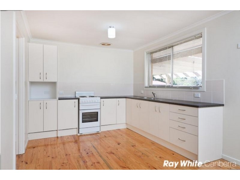 33 Drysdale Circuit, Kambah ACT 2902