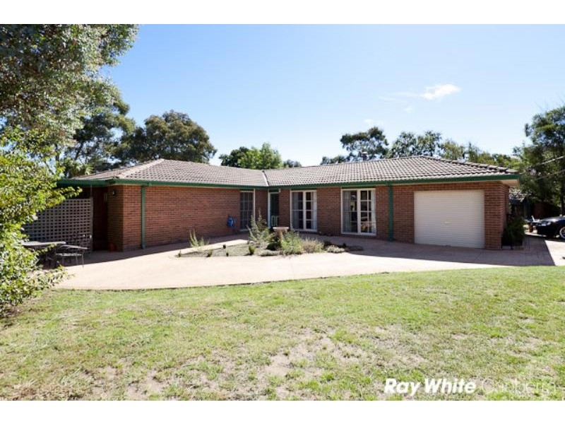 11 Pasley Place, Wanniassa ACT 2903