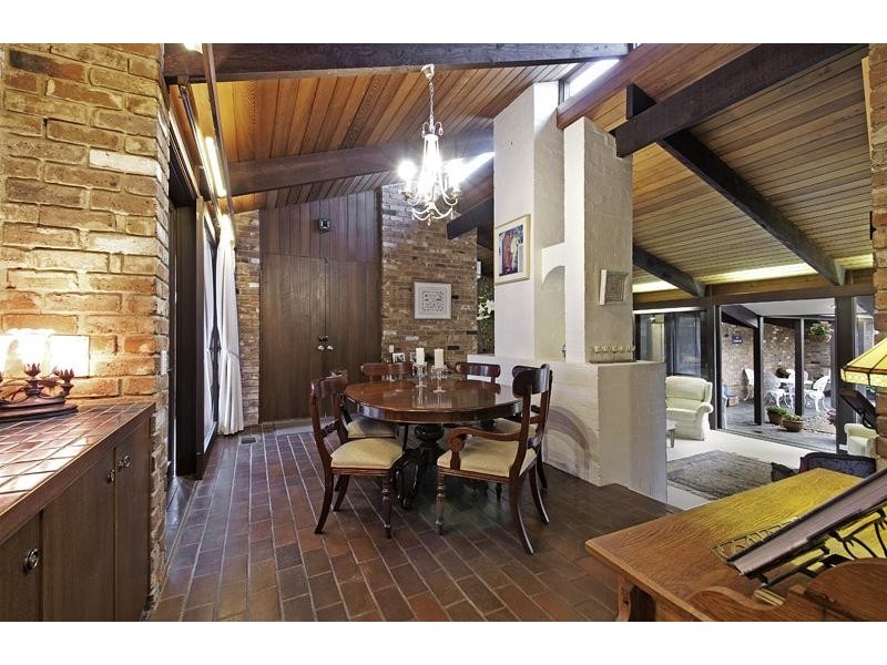 8 Mirning Crescent, Aranda ACT 2614