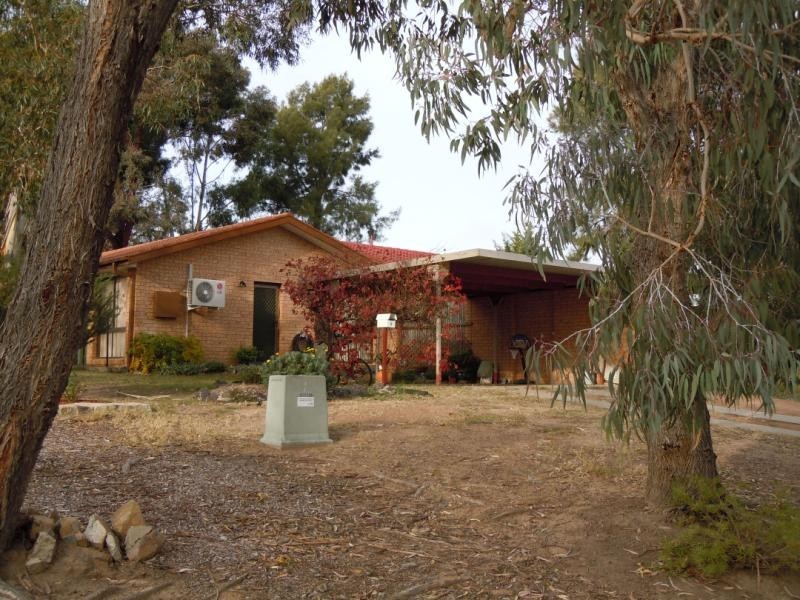 8 Marengo Place, Isabella Plains ACT 2905
