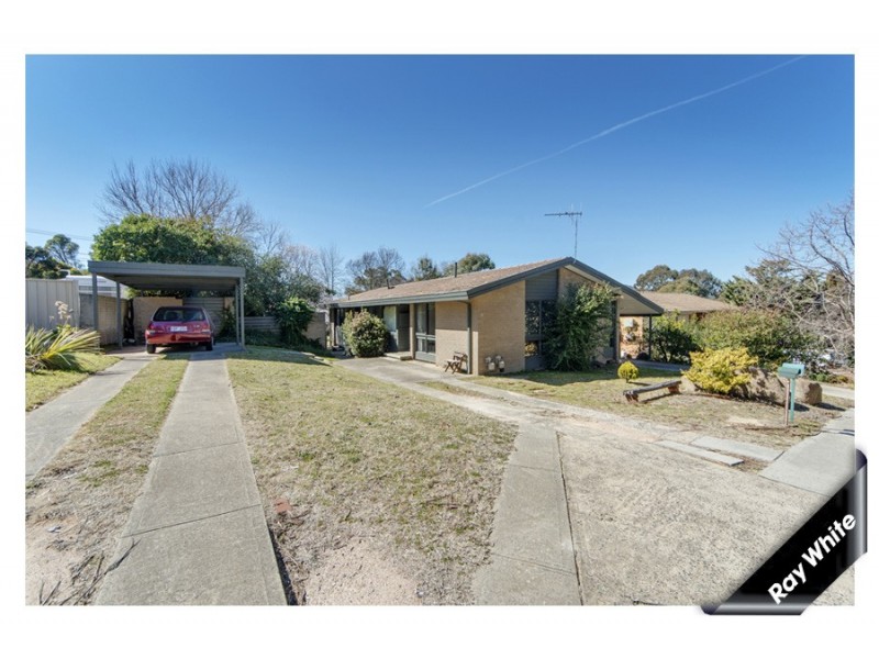221 Namatjira Drive, Fisher ACT 2611
