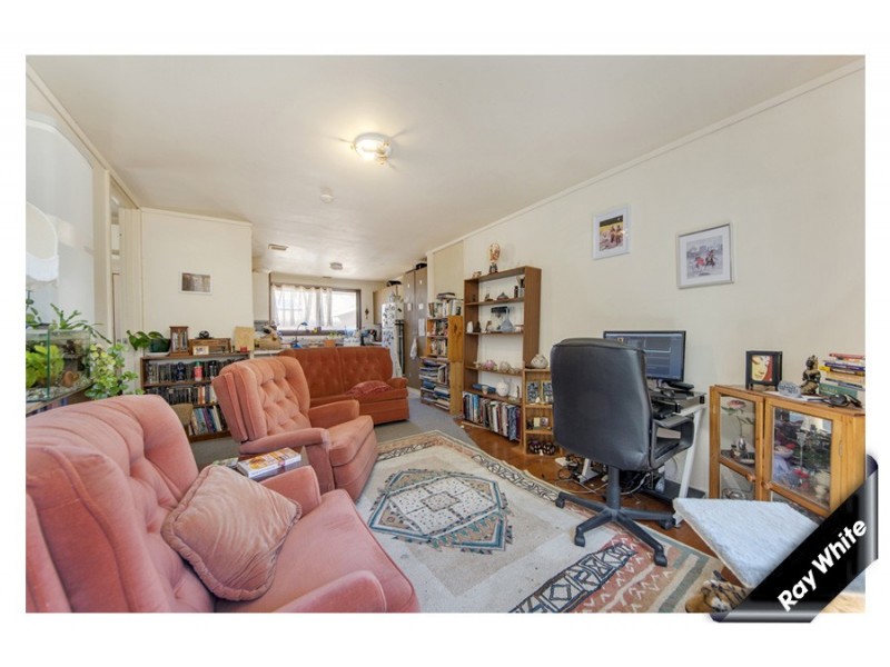 221 Namatjira Drive, Fisher ACT 2611