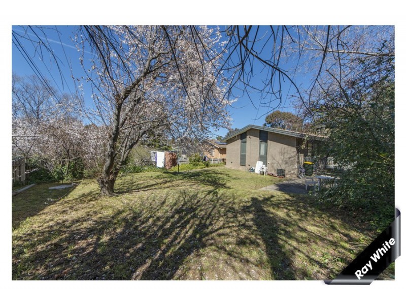 221 Namatjira Drive, Fisher ACT 2611