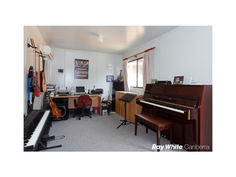 44 Sheaffe Street, Holder ACT 2611