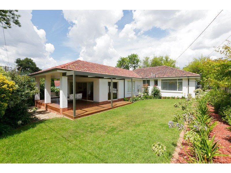 45 Newdegate Street, Deakin ACT 2600