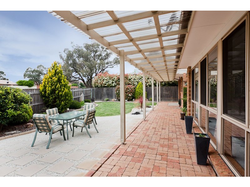 14 Snow Gum Place, Jerrabomberra NSW 2619