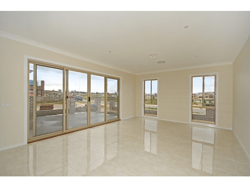 49 Oodgeroo Avenue, Franklin ACT 2913