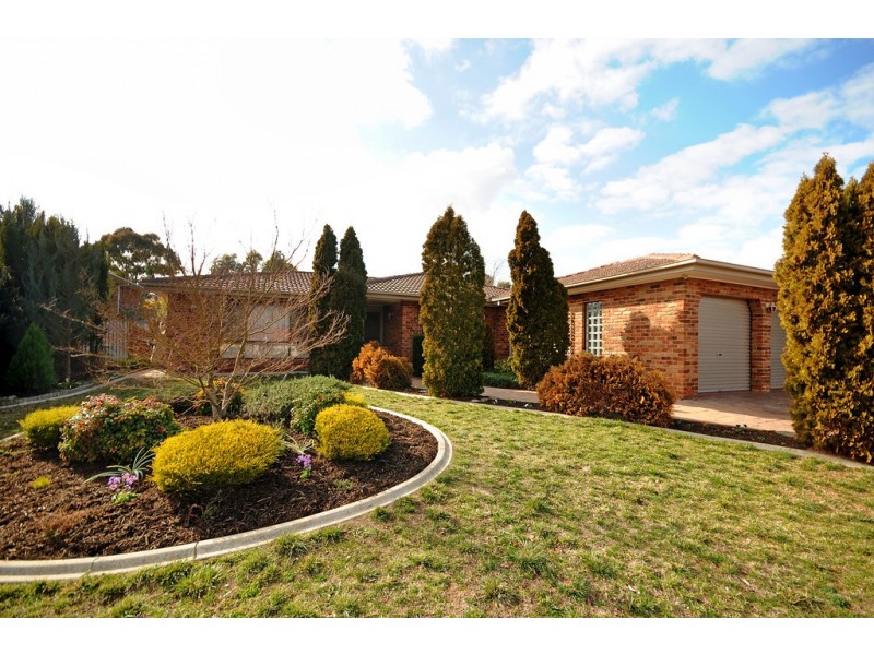 24 Michael Holt Crescent, Gordon ACT 2906
