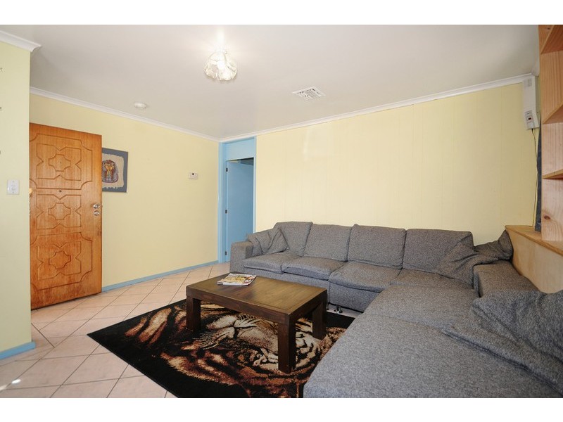 8 Boronia Crescent, Queanbeyan NSW 2620