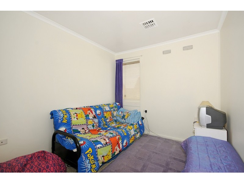 8 Boronia Crescent, Queanbeyan NSW 2620