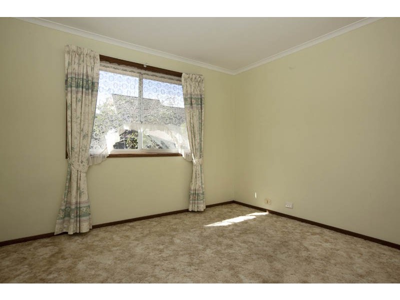 2/6 Nimmitabel Street, Queanbeyan NSW 2620
