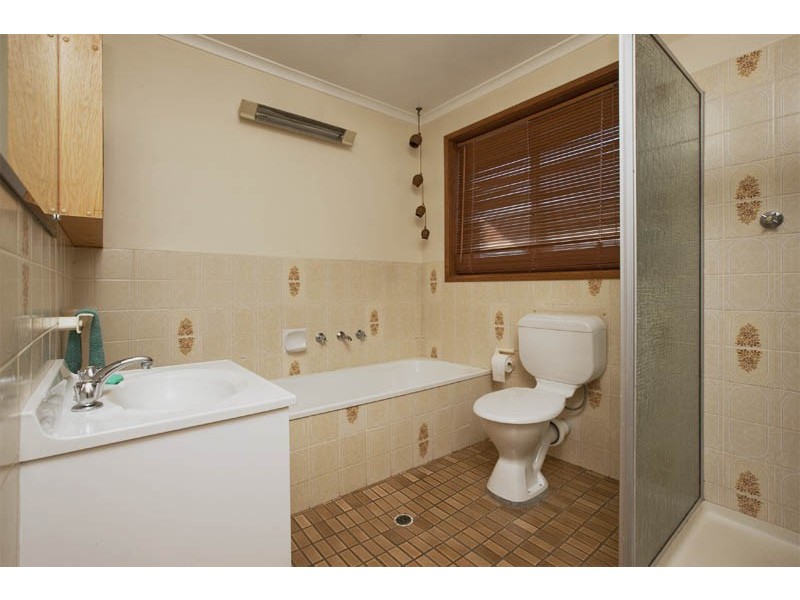 2/6 Nimmitabel Street, Queanbeyan NSW 2620