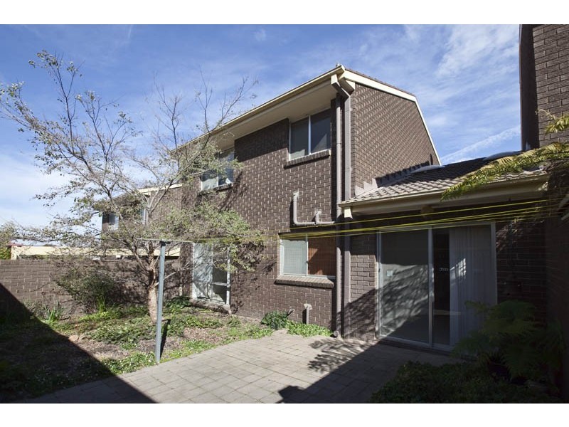2/6 Nimmitabel Street, Queanbeyan NSW 2620