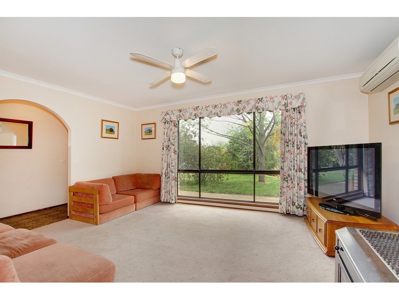 33 Guthridge Crescent, Wanniassa ACT 2903