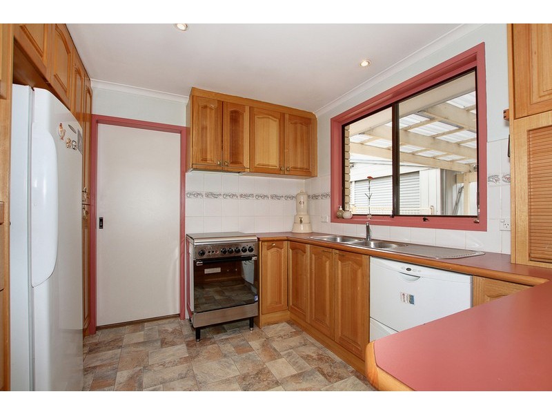 33 Guthridge Crescent, Wanniassa ACT 2903