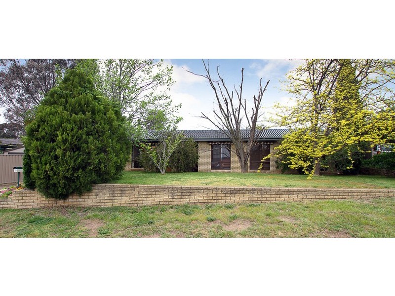 33 Guthridge Crescent, Wanniassa ACT 2903