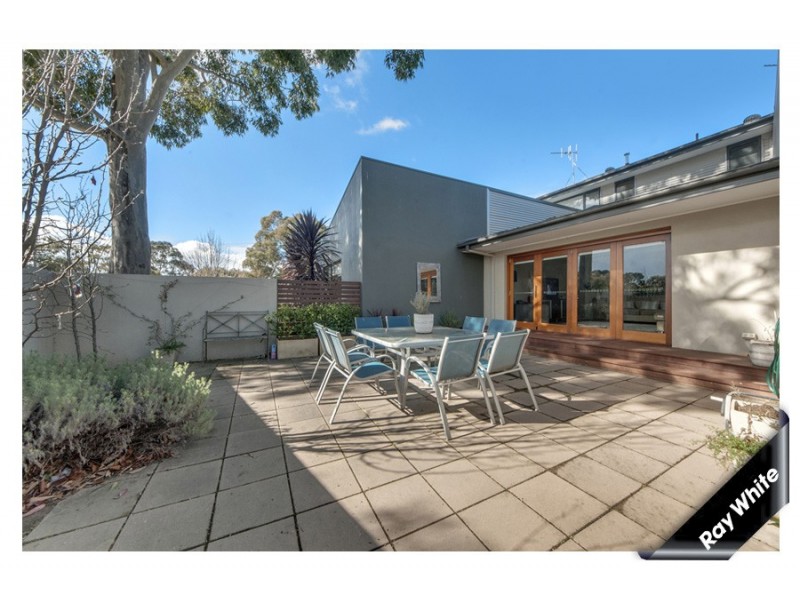 13 Hodgson Crescent, Pearce ACT 2607