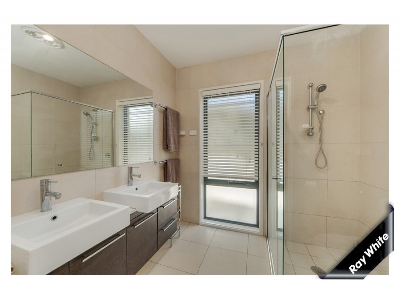 13 Hodgson Crescent, Pearce ACT 2607