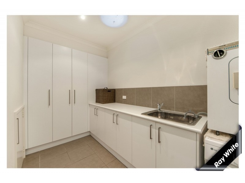 13 Hodgson Crescent, Pearce ACT 2607