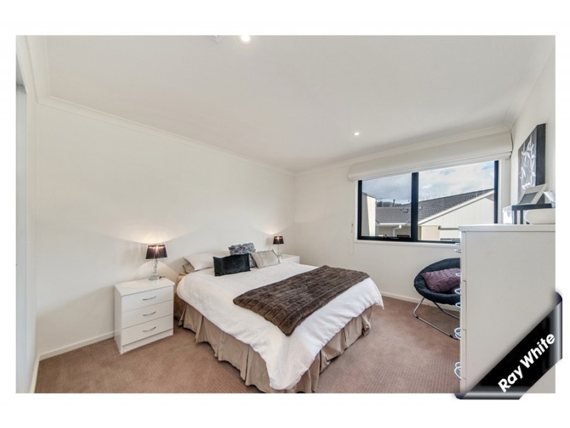 13 Hodgson Crescent, Pearce ACT 2607