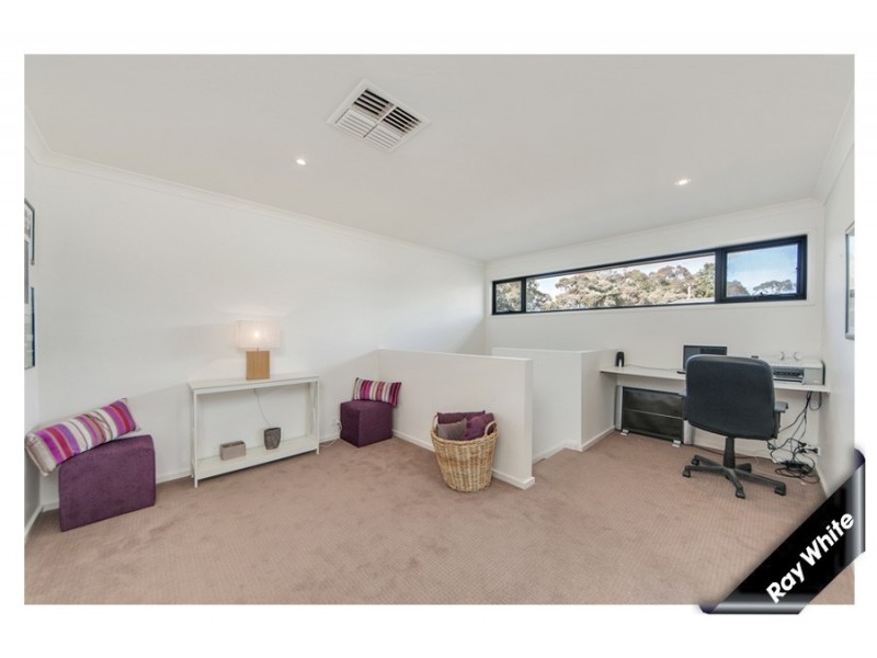 13 Hodgson Crescent, Pearce ACT 2607