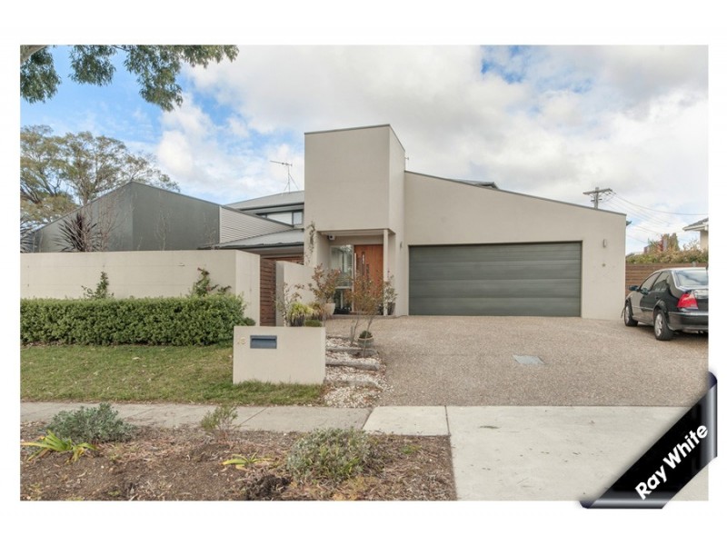 13 Hodgson Crescent, Pearce ACT 2607