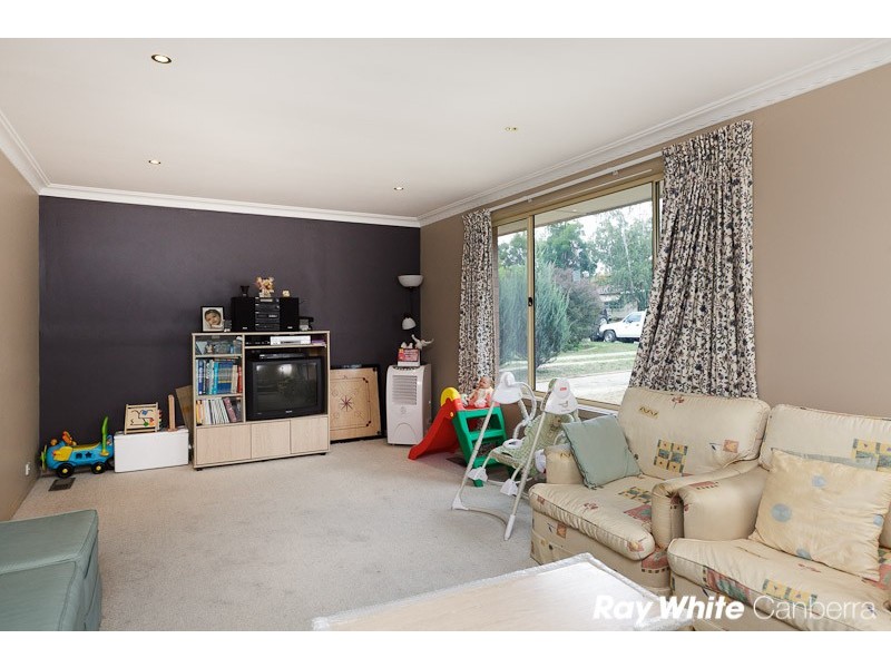 15 McCubbin Street, Weston ACT 2611