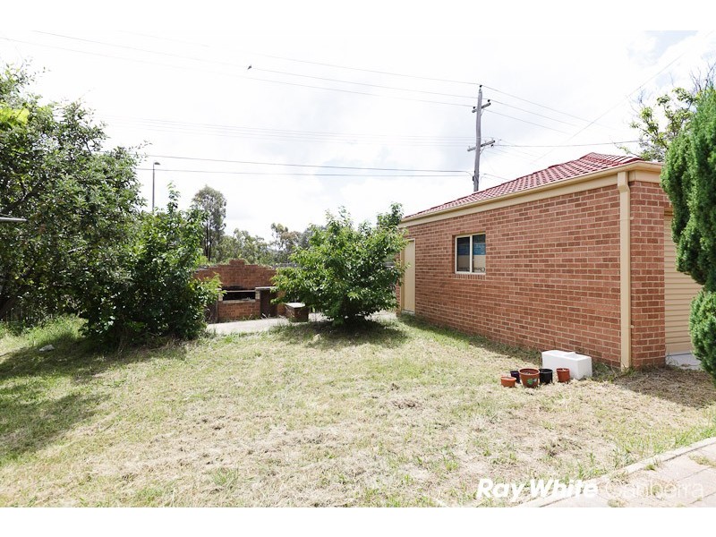 15 McCubbin Street, Weston ACT 2611