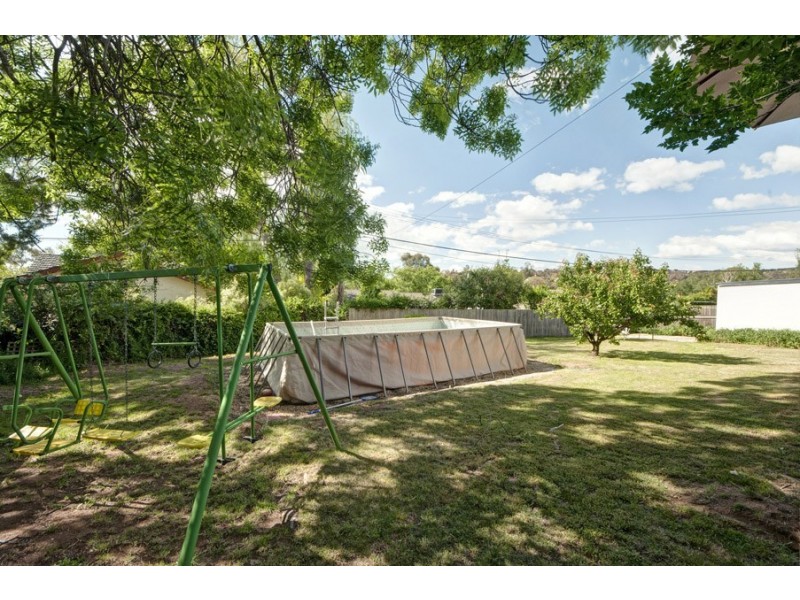 12 Leane Street, Hughes ACT 2605