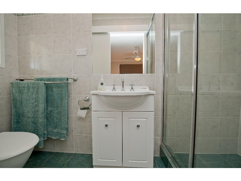 17 Meston Place, Fadden ACT 2904
