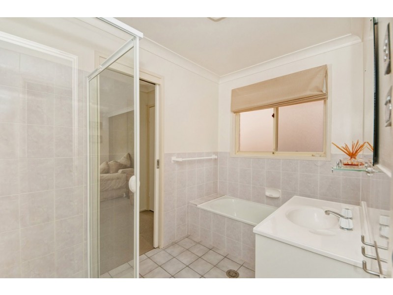 48 Mina Wylie Crescent, Gordon ACT 2906